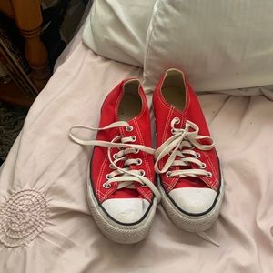 Red converses